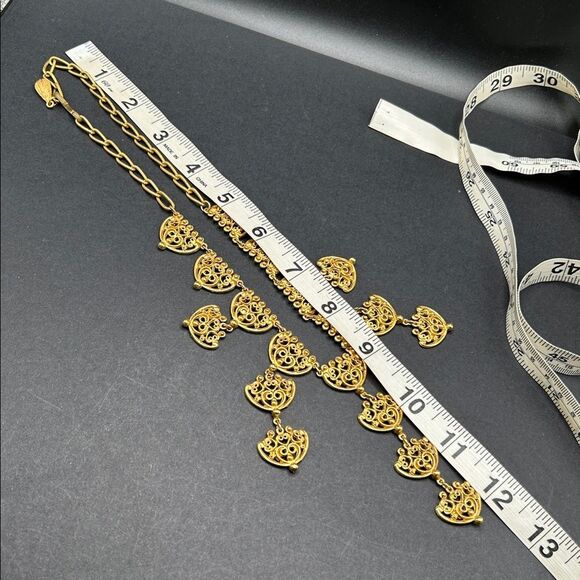 VTG Florenza Gold Scrollwork Necklace and Clip On Earring Set - Picture 8 of 9